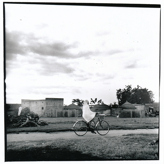 Au Burkina Faso, la petite ville de Béguédo est parfois appelée 'Little Italy'. Au fil des années, des milliers d'hommes de l'ethnie Bissa, majoritaire dans cette région, ont migré en Italie. Le retour périodique des 